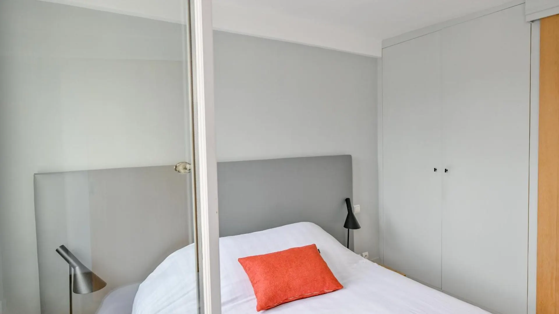 Stunning One-bedroom, Marais - Place Des Vosges باريس