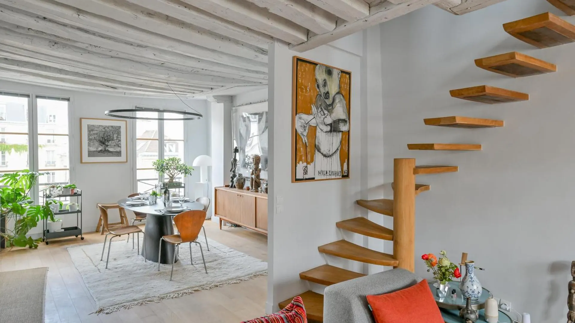 Stunning One-bedroom, Marais - Place Des Vosges Apartment *