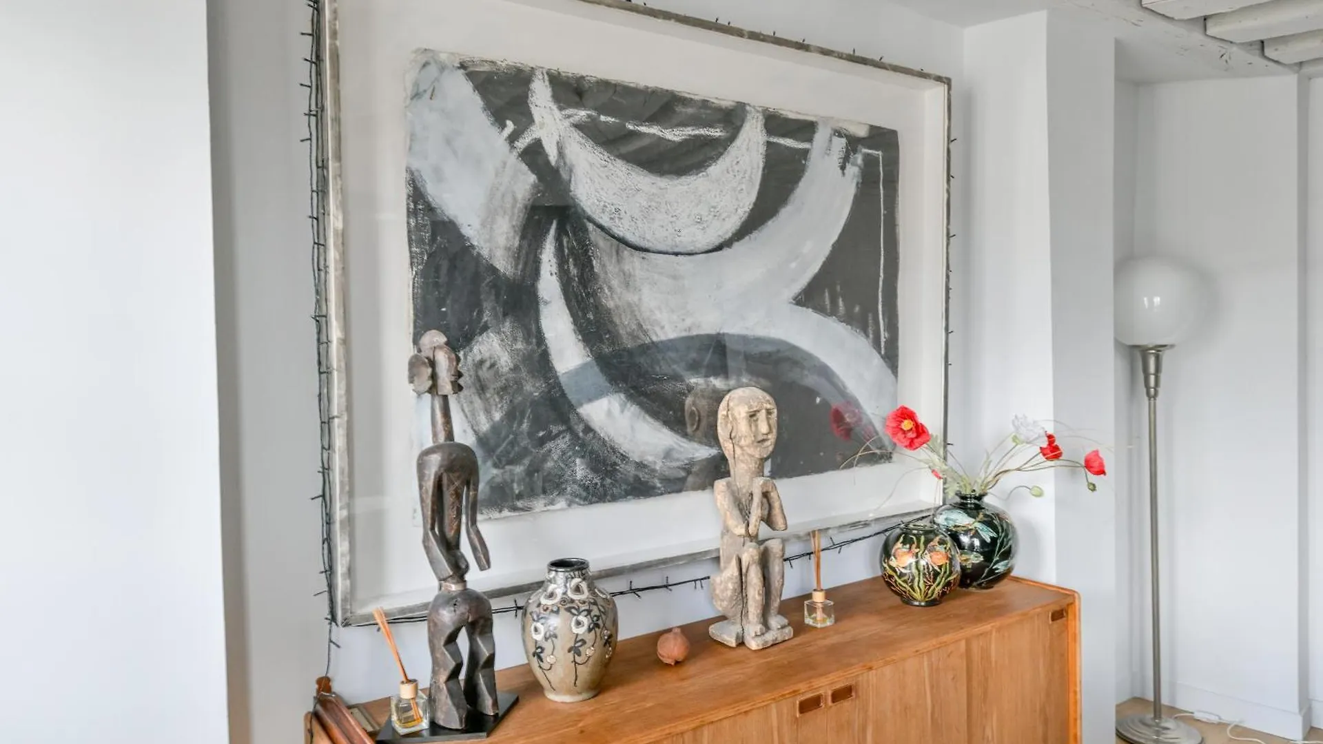 Stunning One-bedroom, Marais - Place Des Vosges Apartment *