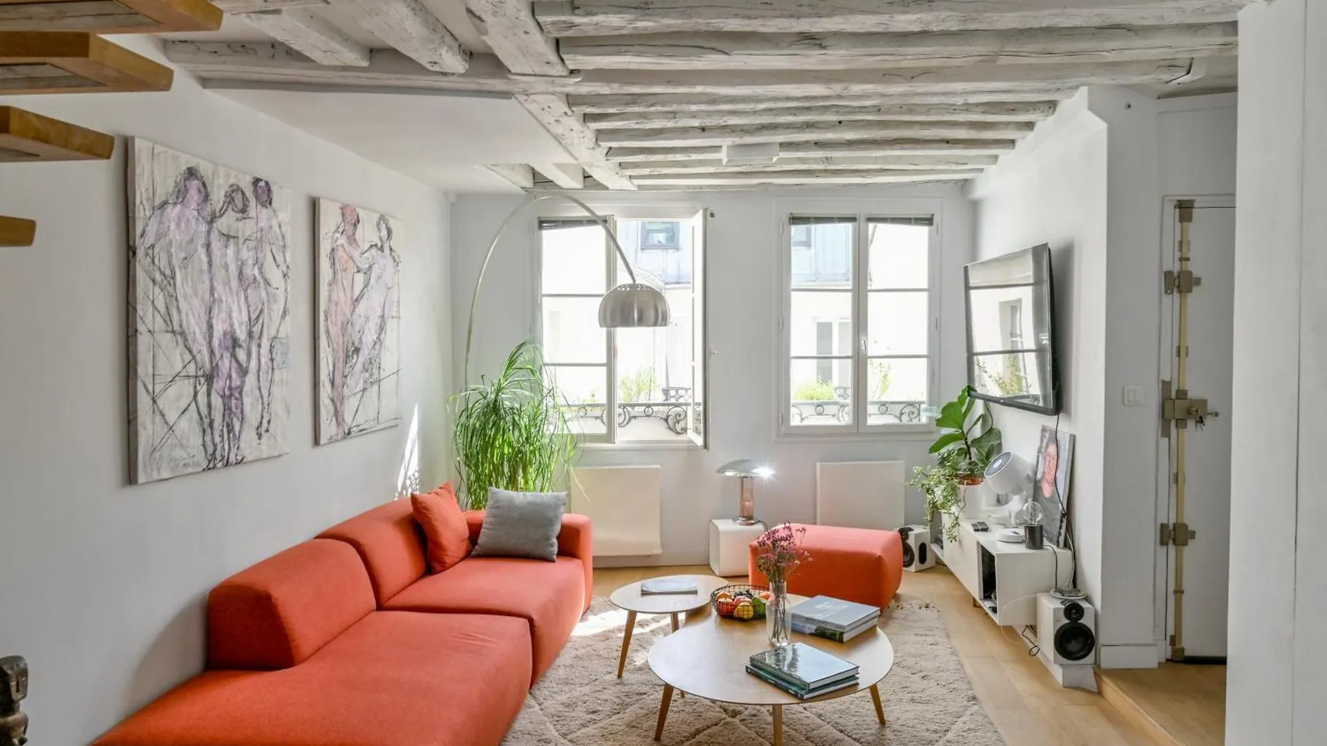 Stunning One-bedroom, Marais - Place Des Vosges
